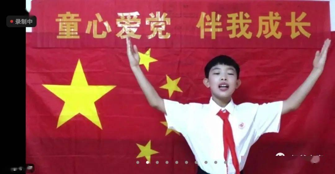 小球进黑洞