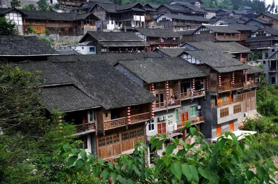 逃离遗弃的建筑3